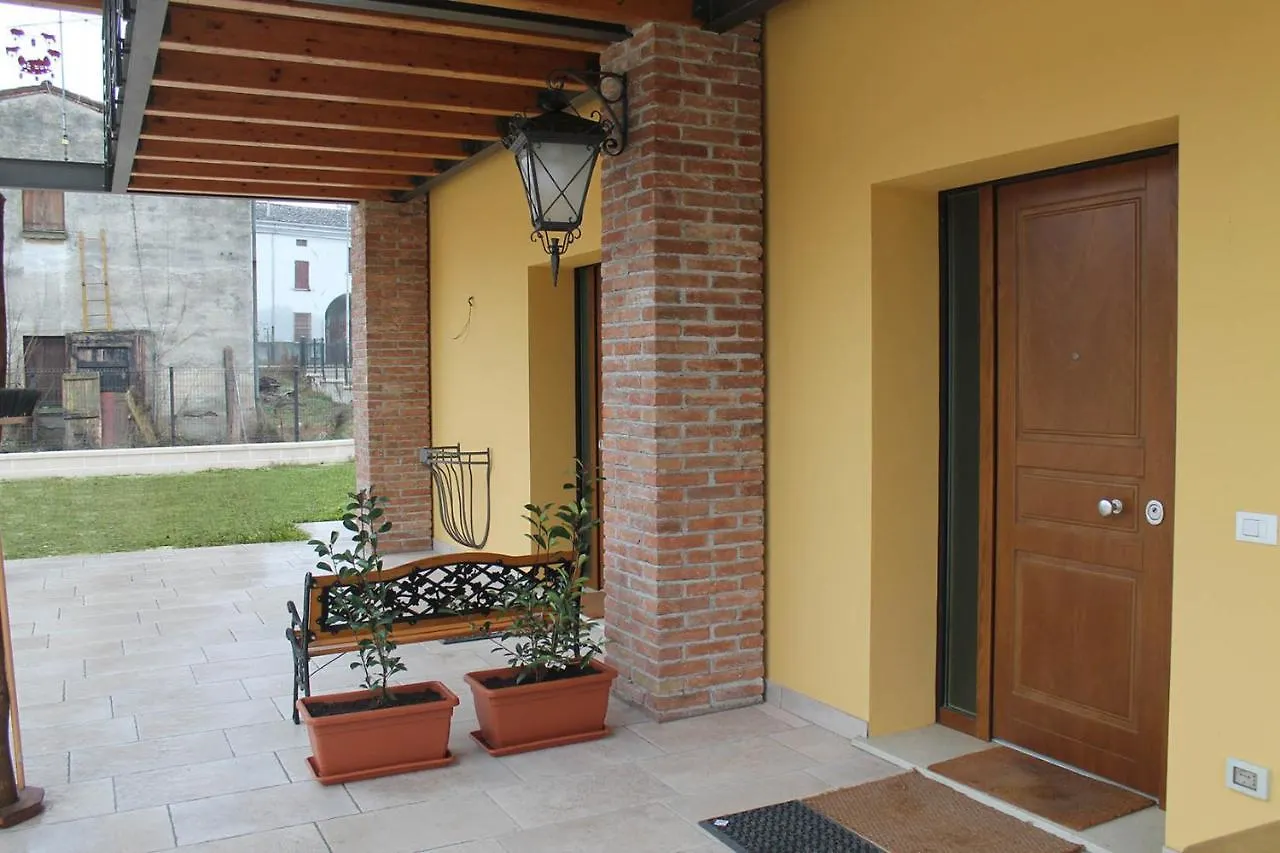 Bed & Breakfast Corte Nuova B&B Bagnolo San Vito Italia