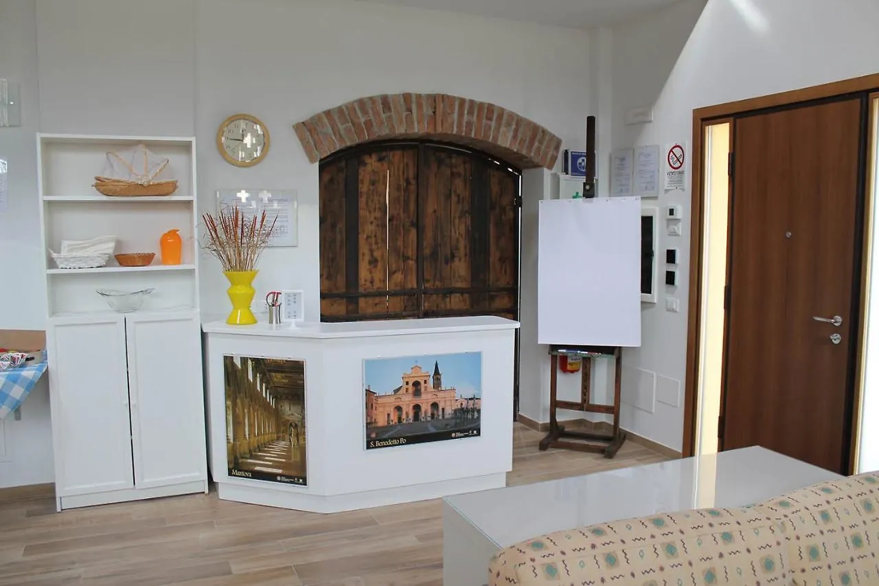 Corte Nuova B&B Bagnolo San Vito 0*,  Italy